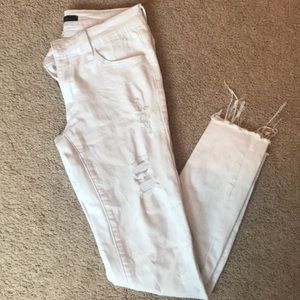 KanCan distressed white denim!